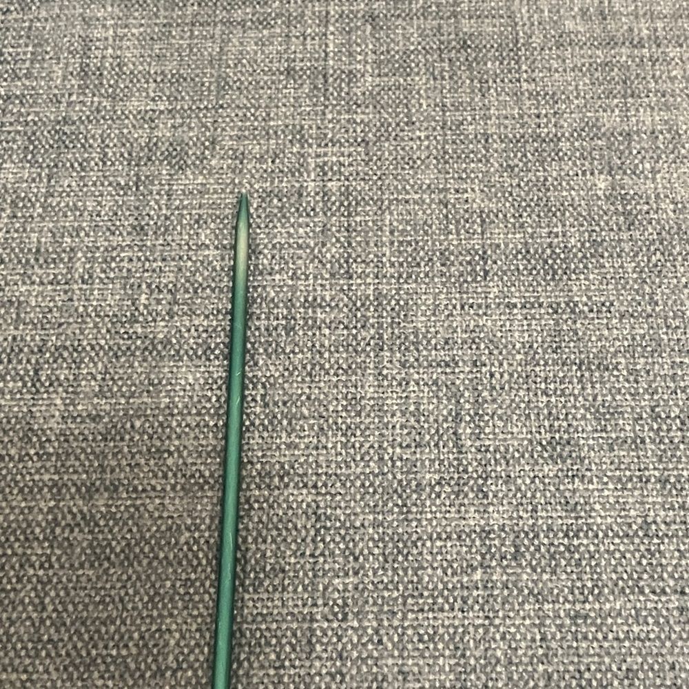 Knitting Needle - Picture 3 of 3